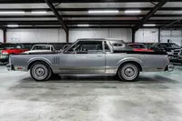 1983-Lincoln-Continental-Black-668677--34.jpg